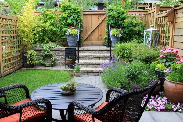 Small Yard Landscaping in Southport