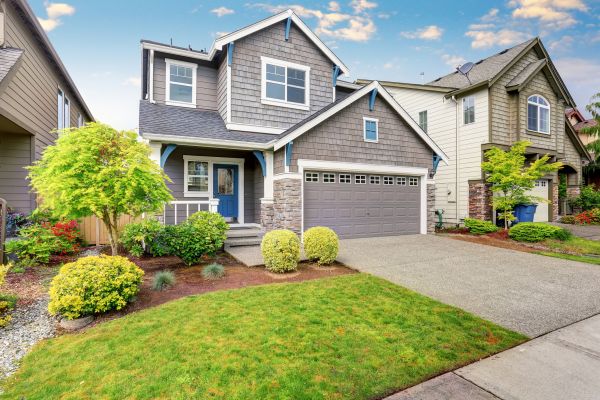 Curb Appeal Landscaping in Southport